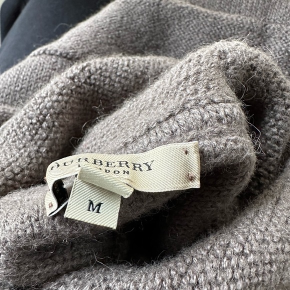 Burberry Women’s Aplaca Sweater - Picture 4 of 8